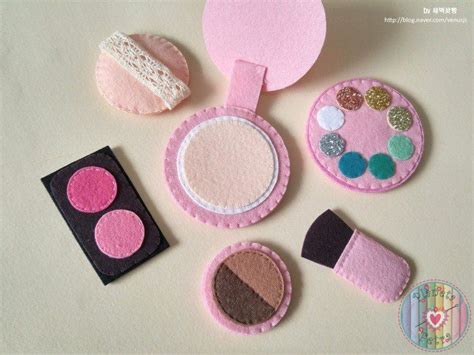 Косметичка💄 | Поделки, Выкройки для изделий из войлока, Войлочные ...