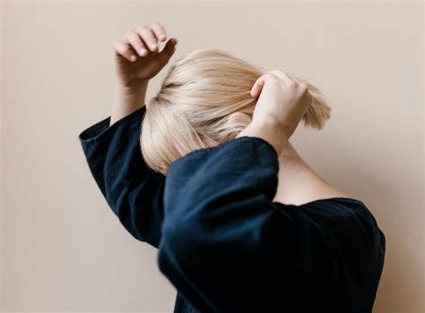 how to stop sudden hair loss