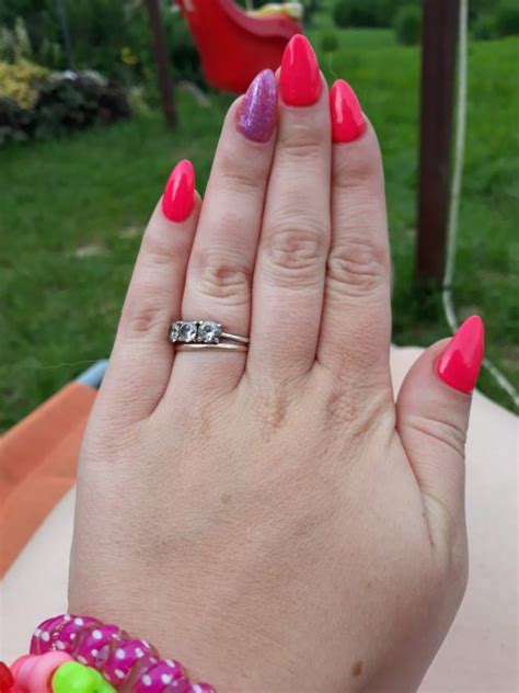 Gel in gelish nohti