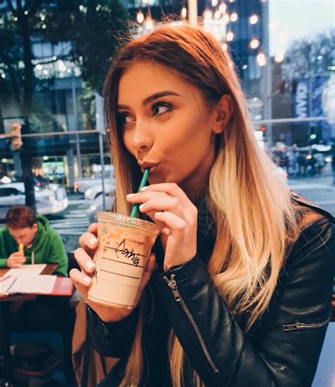 Dani Mansutti Starbucks Photography, Coffee Shop Photography, Tumblr ...