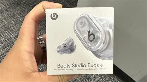 Новые наушники Beats Studio Buds+ в прозрачном дизайне уже завезли в ...