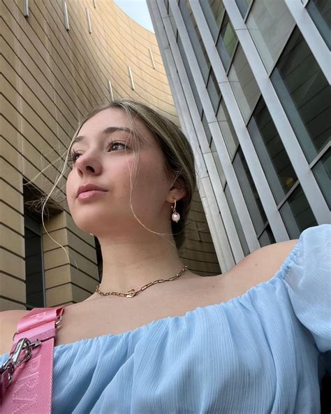 Hannah Grace Colin 09/20/2022 • CelebMafia