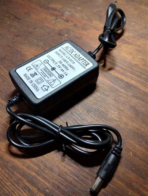 Блок питания 5V 1A штекер 5.5-2.5mm: продажа, цена в Запорожье ...
