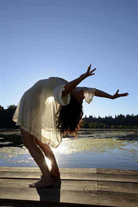 Nudes In Nature Pics