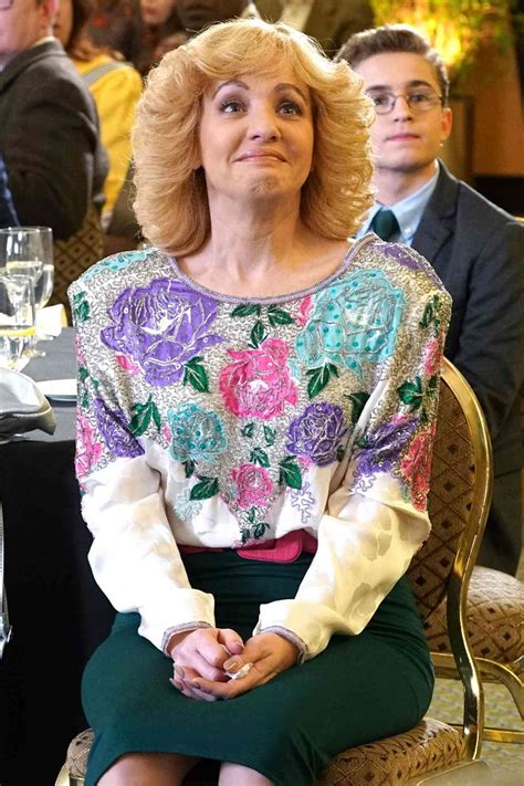 The Goldbergs: Beverly's best looks