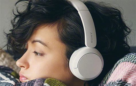 Sony's New Budget CH-520 On-Ear Headphones Are Down to $38 - CNET