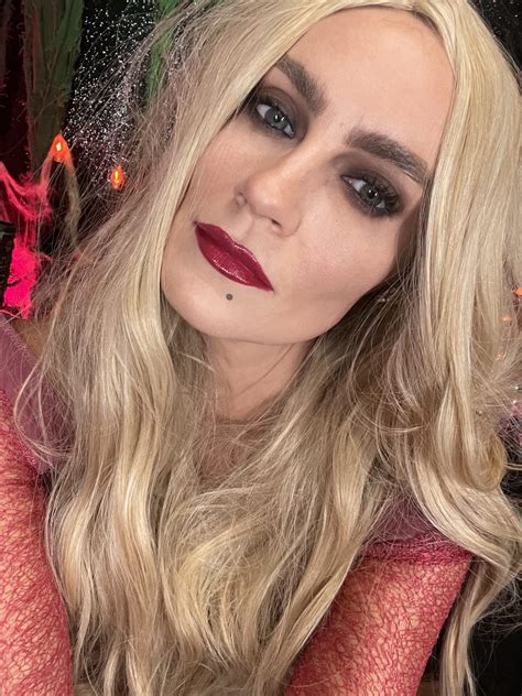 Sarah Sanderson Hocus Pocus Makeup