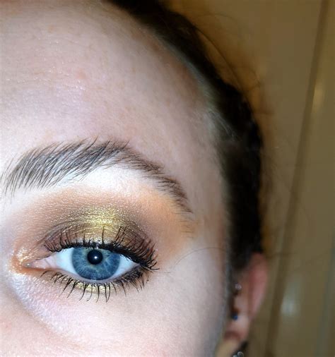 Took way too long, but here's my first halo eye : r/MakeUpAddictionUK
