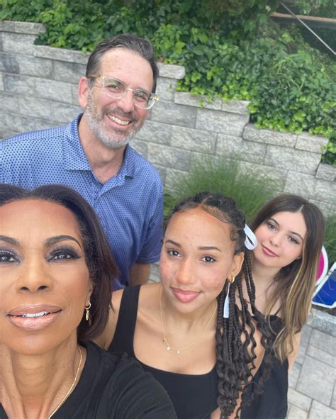 Fox News’ Harris Faulkner opens up about fears for her daughters