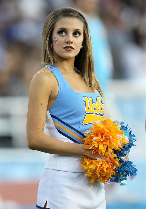 UCLA cheerleader : r/cheerleaders