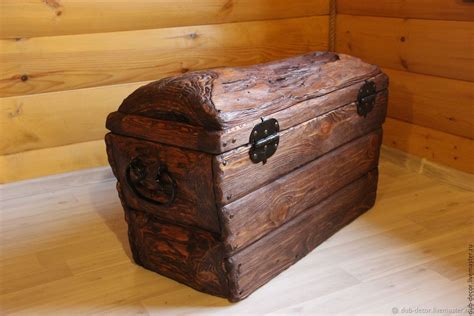 Сундук деревянный напольный старинный в интерьере (75 фото) - красивые ...