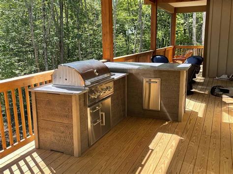 Outdoor Bar on Deck: Expert Recommendations for Installation & 10 ...