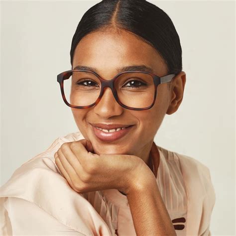 top eyewear trends   frame styles