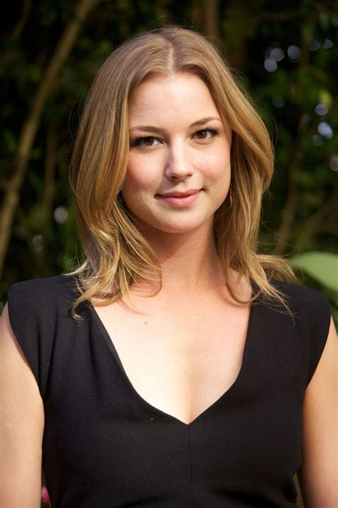 Emily Vancamp Porn