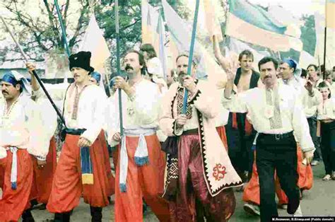 Архівні фото відзначення у 1990 році 500-ліття Запорозького козацтва