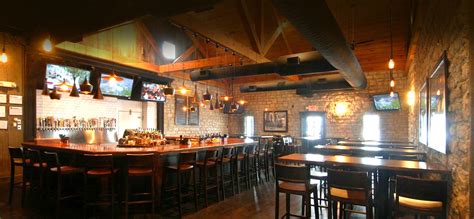 The Oak Barrel - Brasserie and Taphouse