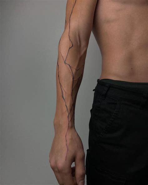 Yana Tolstun • tattoo Tbilisi on Instagram: "В этот день я забыла ...