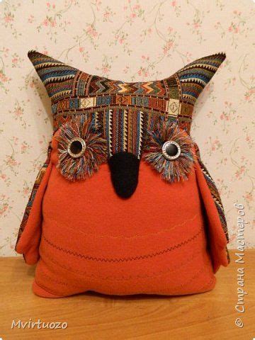 Подушка - сова | Owl crafts, Fabric toys, Hoot owl