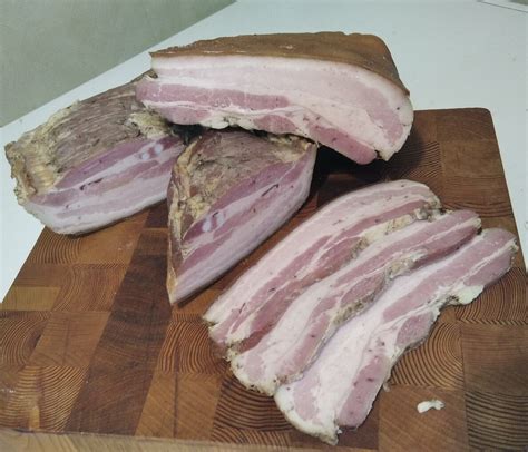 Делаем бекон сами. Это легко, вкусно и намного дешевле, чем в магазине ...