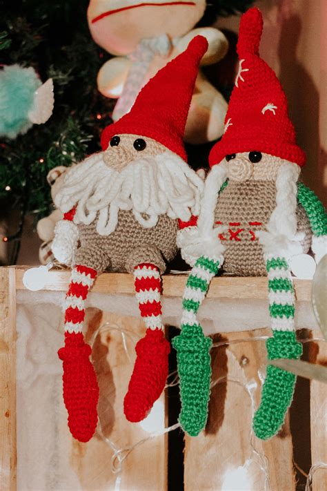 creepy christmas costumes 5