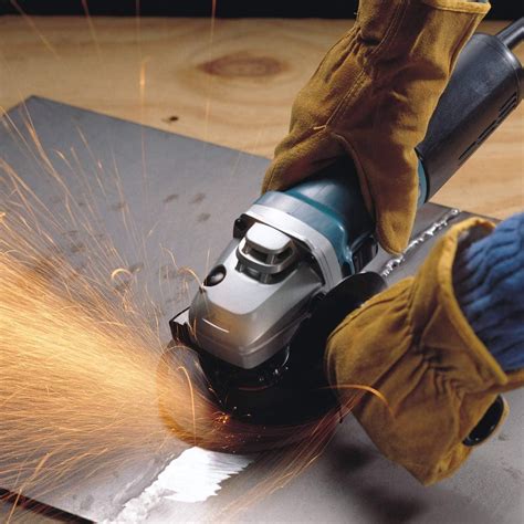 Makita 5" Grinder 9565CV