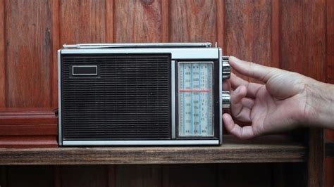 Meios De Comunicação Radio - Dia Mundial do Rádio: nove curiosidades sobre esse meio de comunicação ...