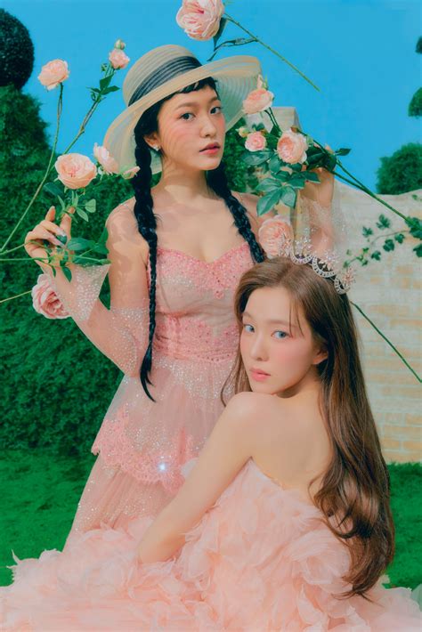 Watch: Red Velvet Gracefully Returns With Elegant MV For "Feel My