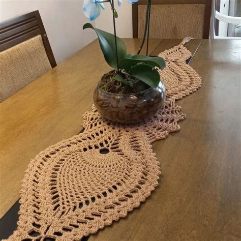 Trilho De Mesa Abacaxi - Trilho de Mesa em Crochê Ponto Abacaxi/pinha | Elo7