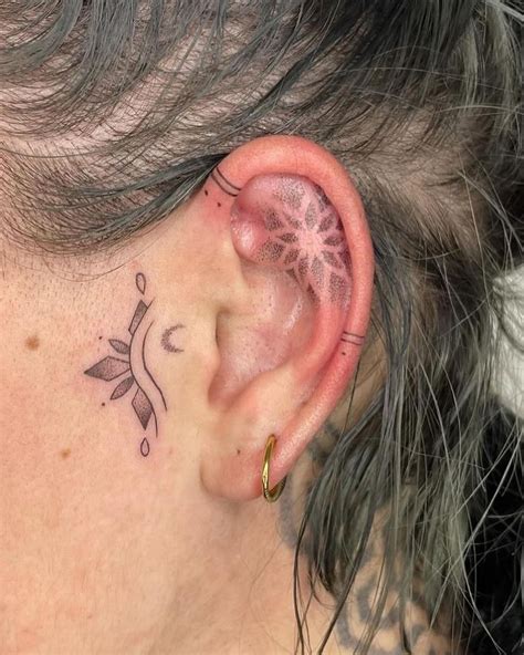 Tattoo Na Orelha Feminina - As melhores inspirações de tatuagem na orelha feminina para você copiar