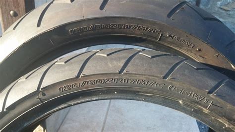 Bridgestone 160 / 60 - 17 i 120 / 60 - 17 *jeftino dam samo da prodam*