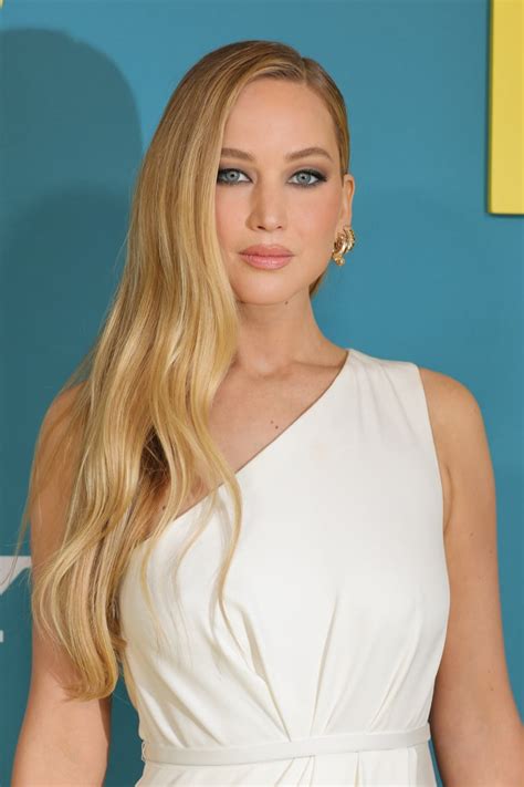 What’s Jennifer Lawrence’s Natural Hair Color?