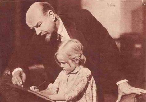 Революция 1917 года: от торговли детьми до диктатуры детства