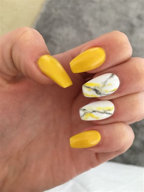 Yellow Nail Designs | Nail Designs