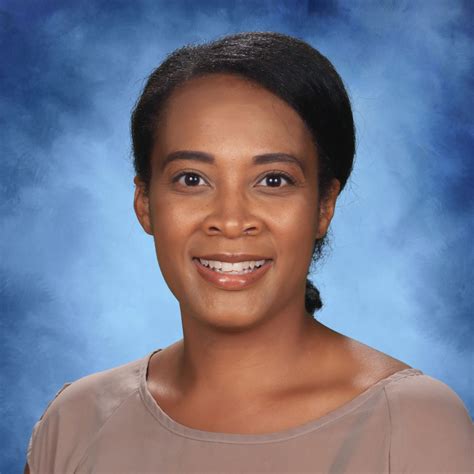 A Bowie High School teacher reveals a secret for student success 26