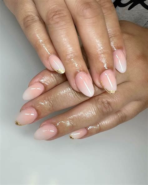 33 Cute Pink And White Ombre Nails [With Tutorial]