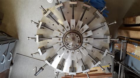 Assembling of Magnets | Website of the Space TRIPS Project