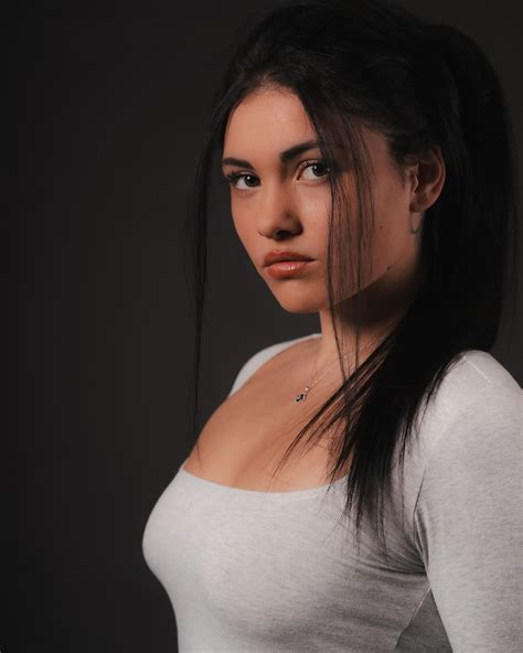 Jayla Walton | She got me reapplying 💄 | Instagram