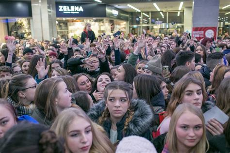 Фан-зустріч з акторами найпопулярнішого українського серіалу Школа ...