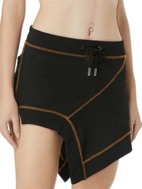 High Fashion Clothing | GAO