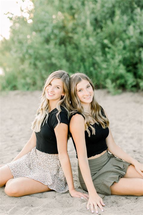 Cute Sister Poses