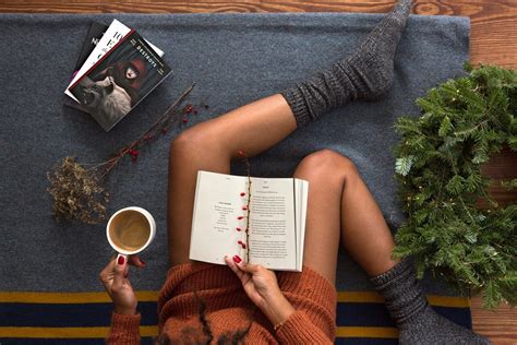 Затишні книги: 5 найкращих романів для осінньо-зимових вечорів