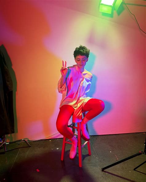 anuhea (@anuheanihipali) • Instagram photos and videos