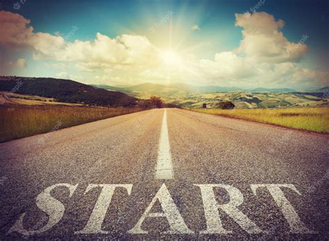 Premium Photo | Start road