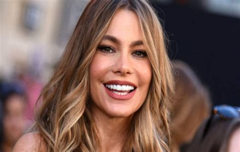 Latest on Sofia Vergara net worth News - Pictures, Music - November 2022