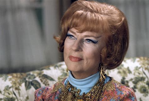 ‘Bewitched’ Agnes Moorehead Once Demanded 'New Darren' Kiss Her Hand in