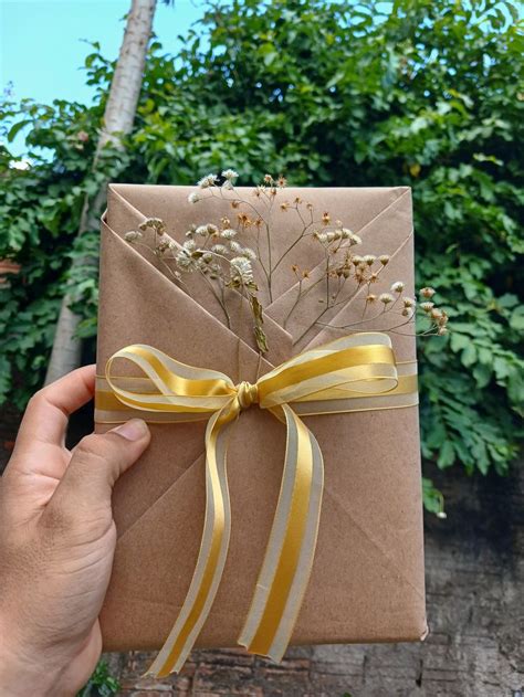 Embrulho É Oxítona Paroxítona Ou Proparoxítona - Embrulho de livro pra presente | Mensagem para escrever no livro de ...