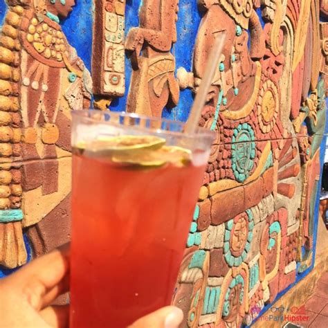 21 Best Drinks in Epcot - Your Cheat Guide - ThemeParkHipster