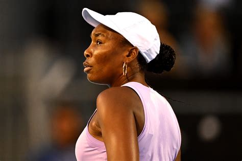 Venus Williams ‘winding back the clock’ with first singles win since 2021