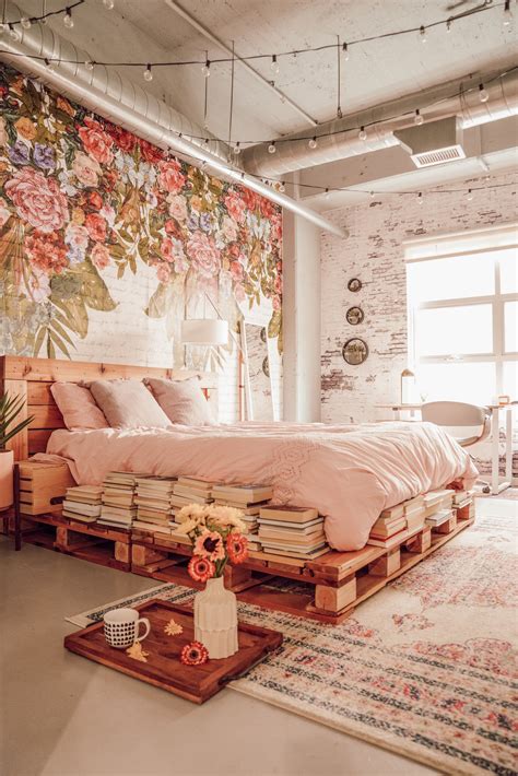 Girl and The Word - How to Turn Your Bedroom Into a Floral Haven