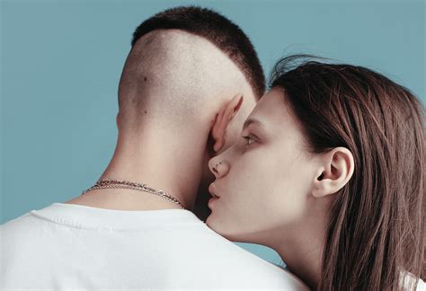 Это «Шишка». Стритвир-магазин в Новосибирске, которому подражают остальные